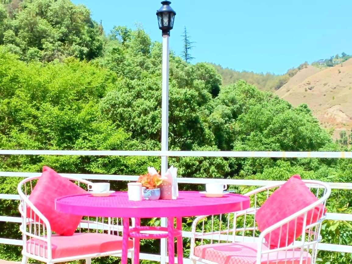 Aaroham Resort Shimla ! Luxury Cottage By Aamod Group Kültér fotó